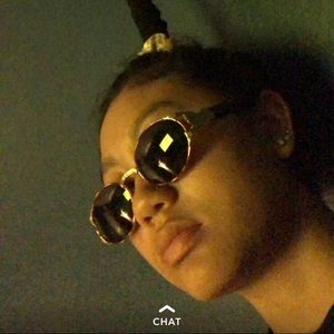 Meet your Posher, Elmer